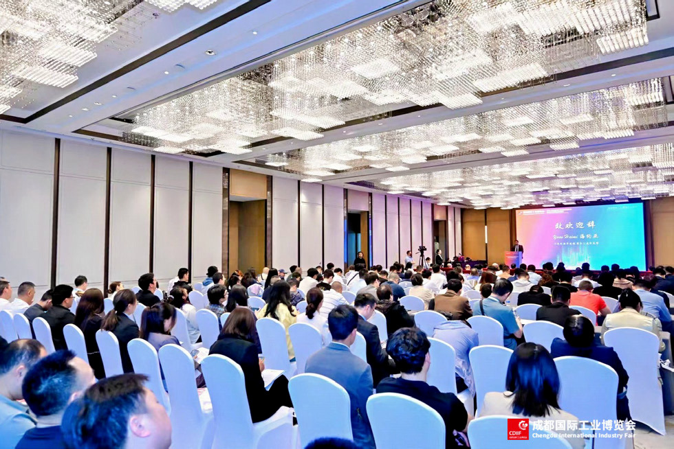 17651571303278452TrT.jpg 10010.jpg